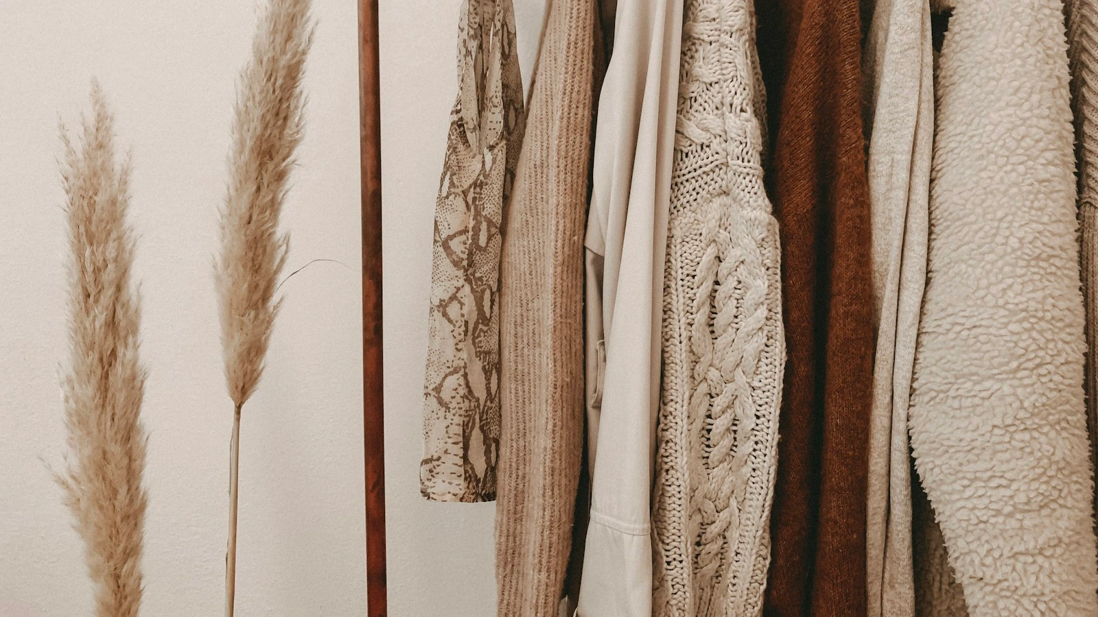 The 7 parts of a product page that sells